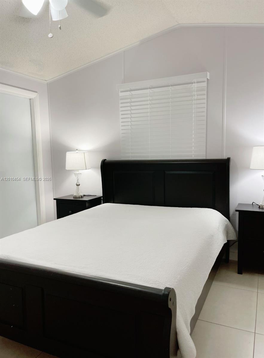 GOLDCOASTER MOBILE HOME - Residential