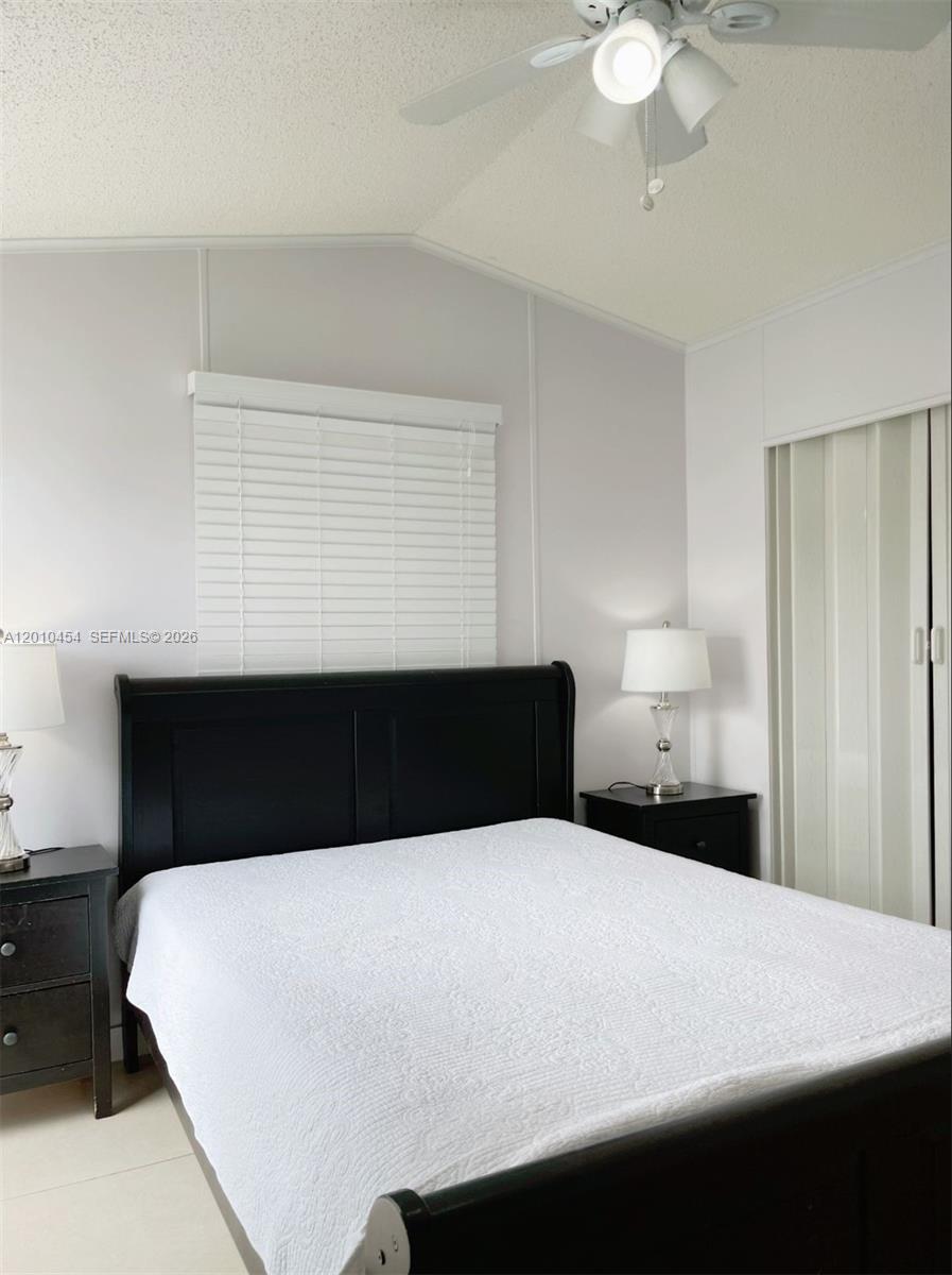 GOLDCOASTER MOBILE HOME - Residential