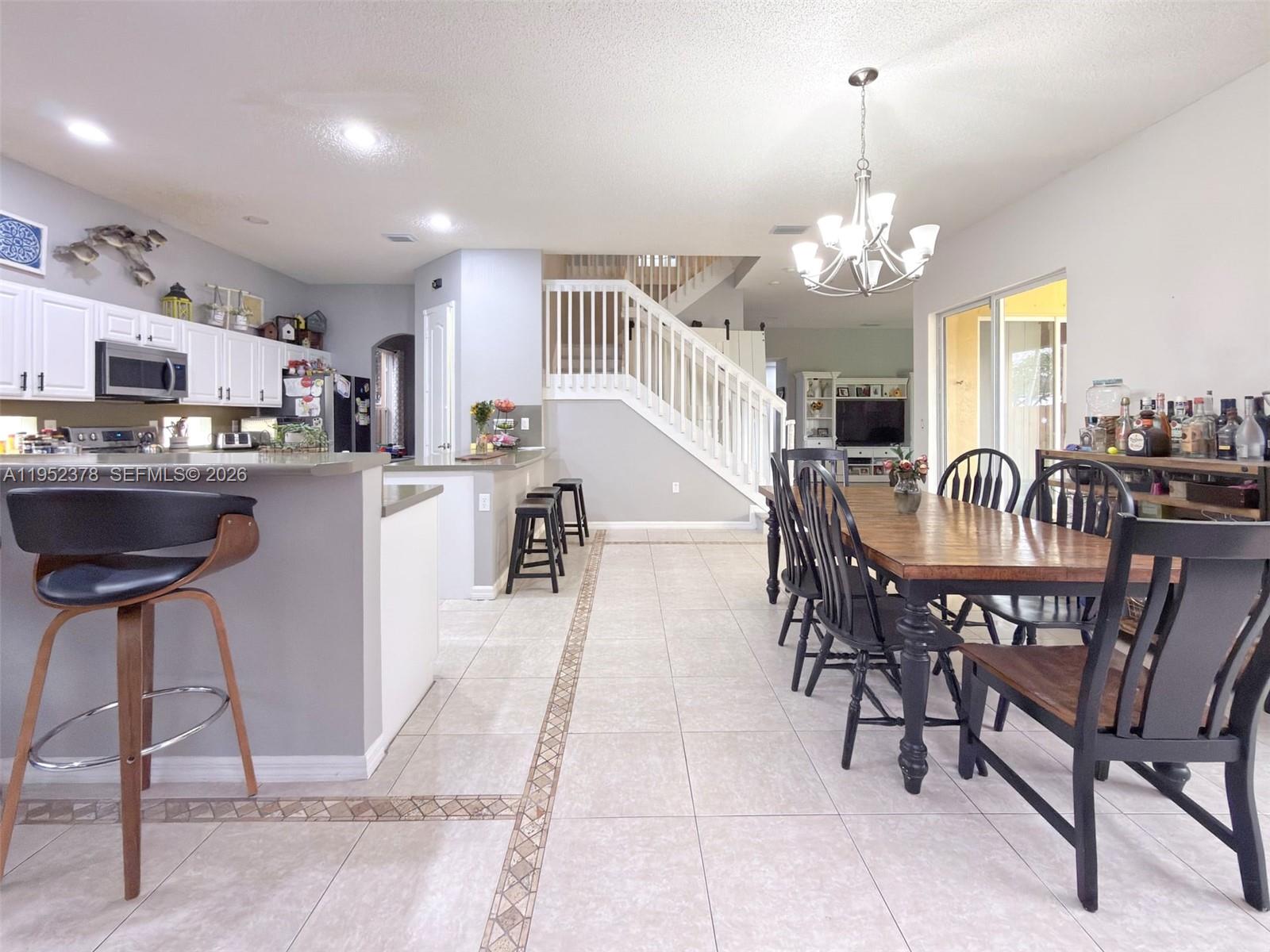 366 NE 19th Ave, Homestead, FL, 33033/$675,000 3 366 NE 19th Ave