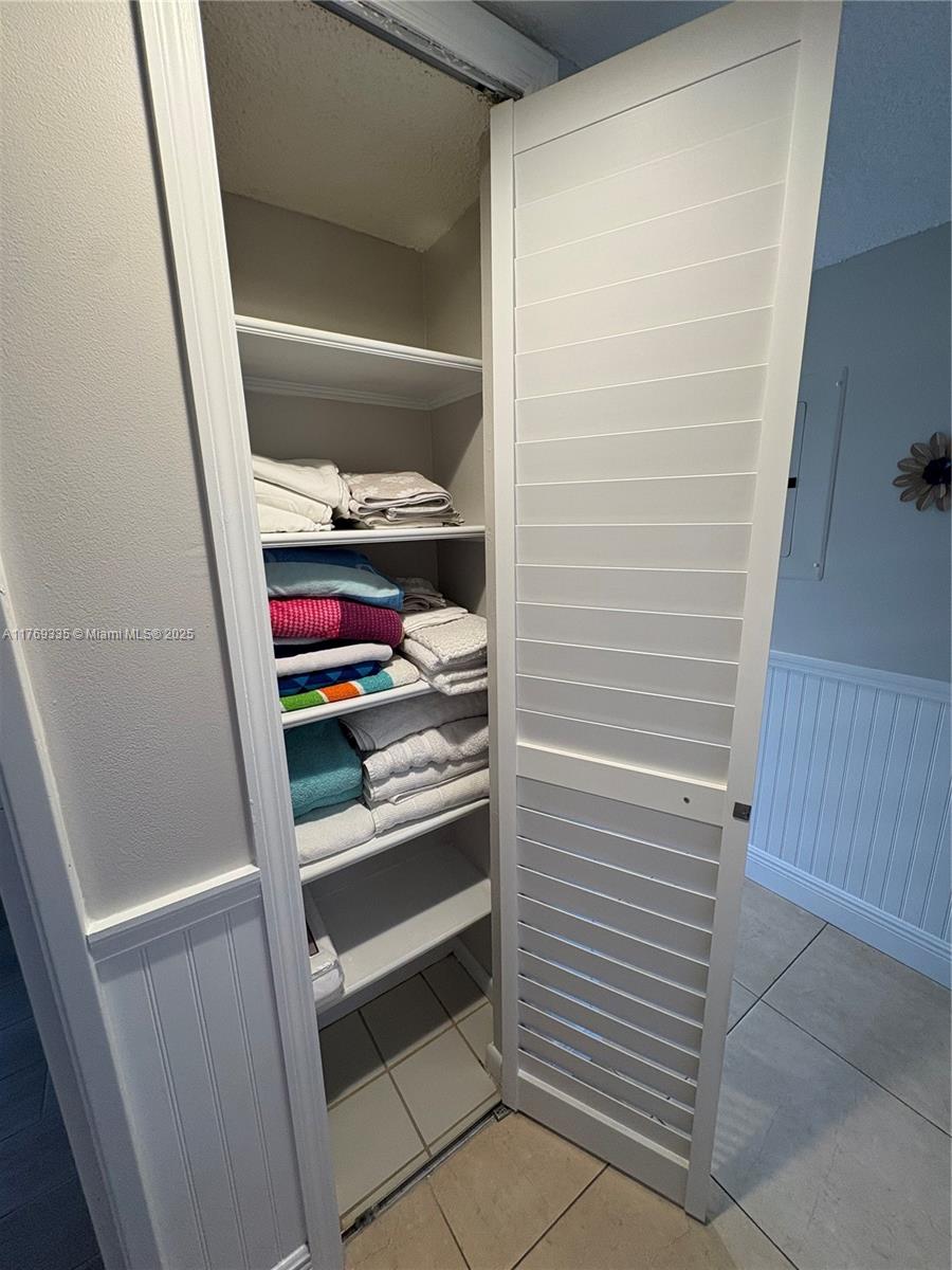 JUPITER BAY EAST CONDO - Residential