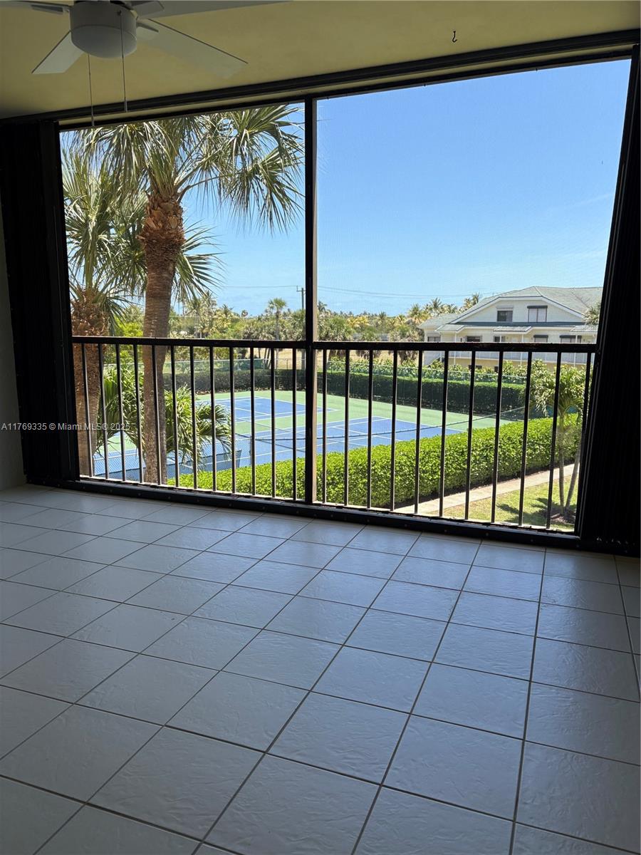 JUPITER BAY EAST CONDO - Residential