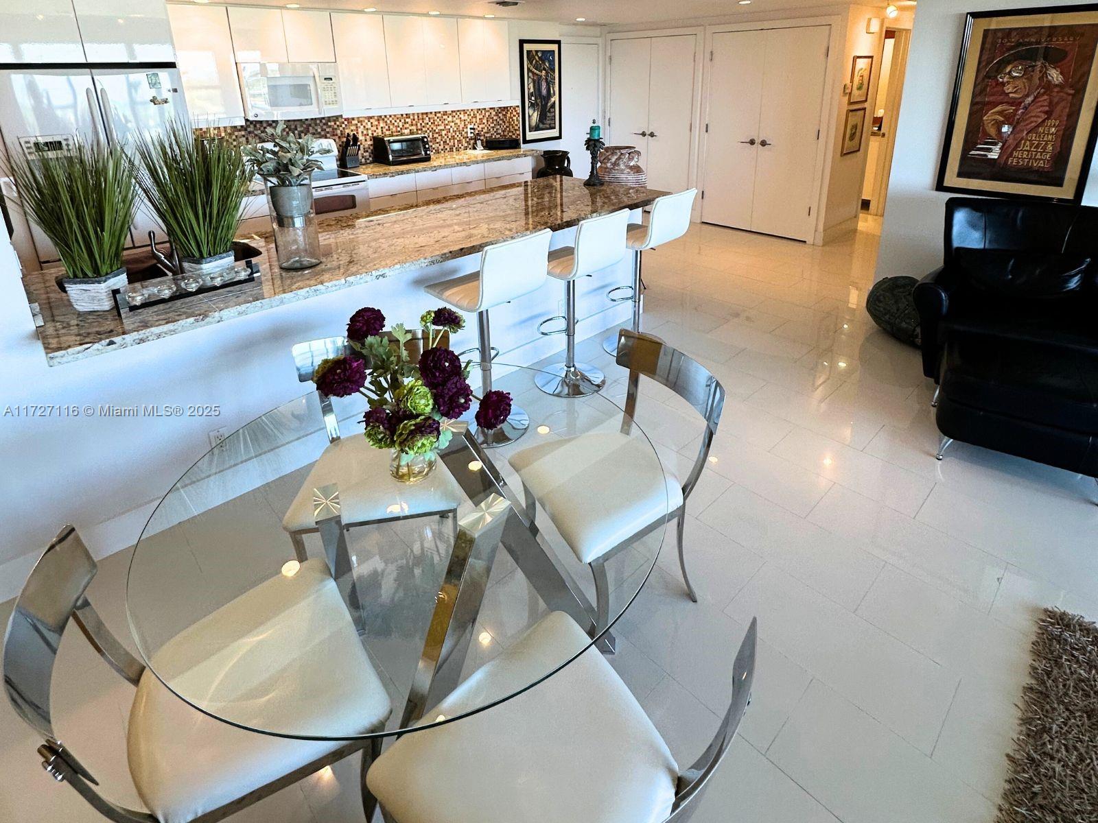 CORAL RIDGE TOWERS EAST - Residential