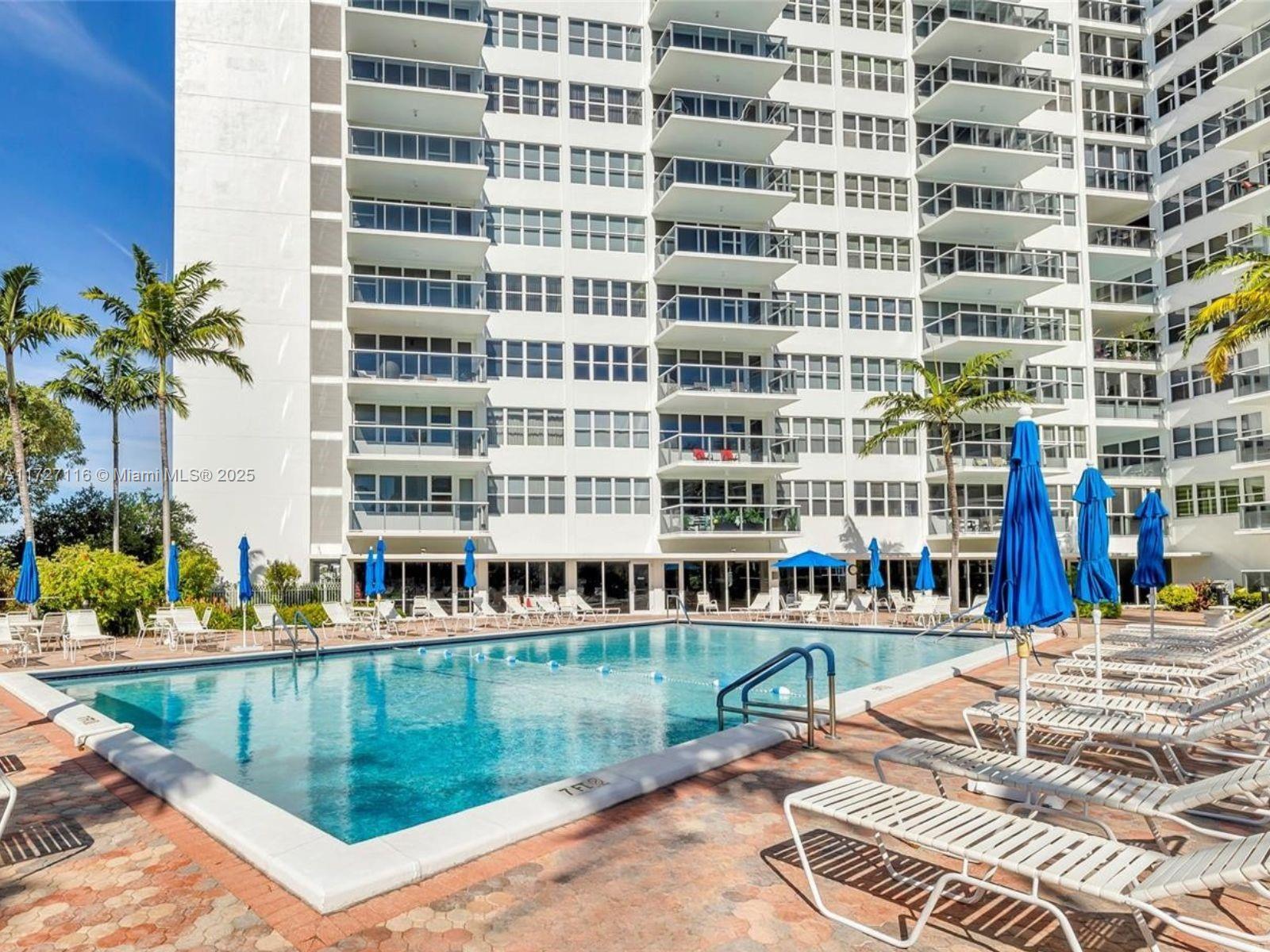 CORAL RIDGE TOWERS EAST - Residential