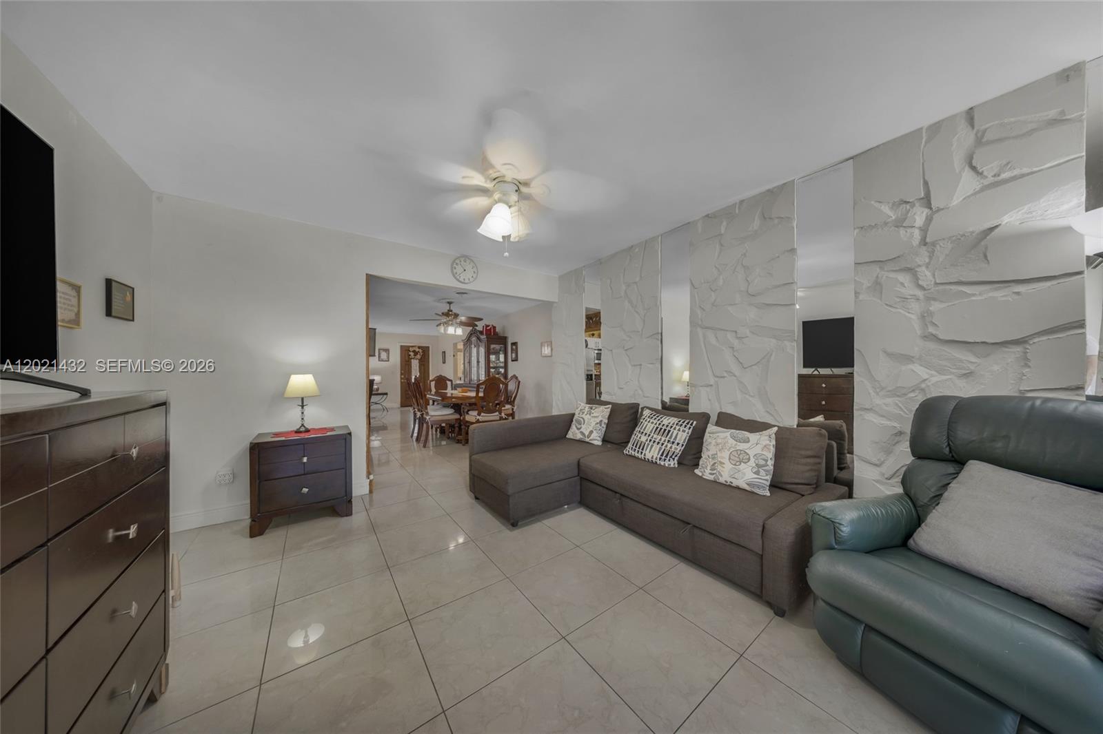 SOUTH BROWARD RANCHES - Residential