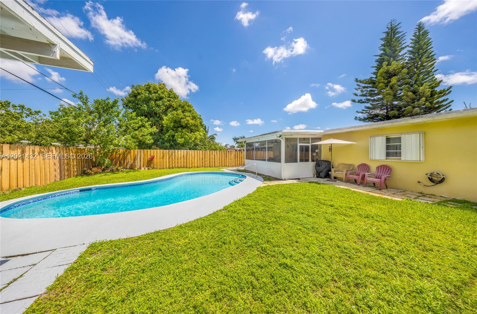 SOUTH BROWARD RANCHES - Residential
