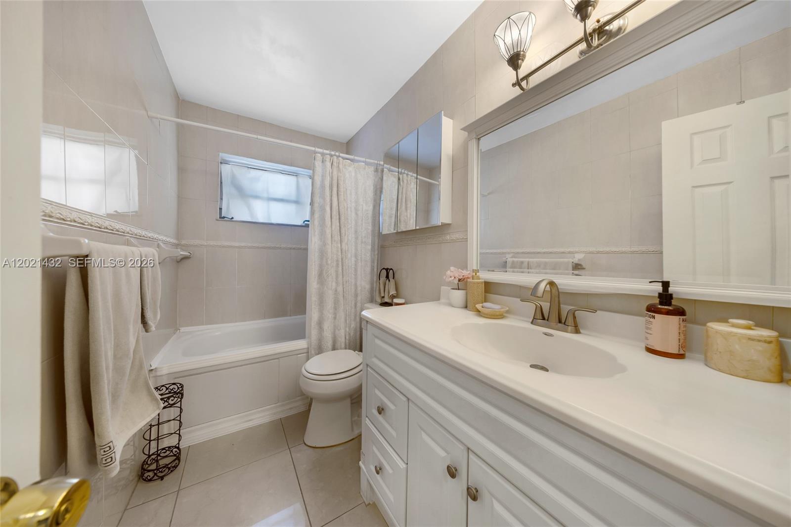 SOUTH BROWARD RANCHES - Residential