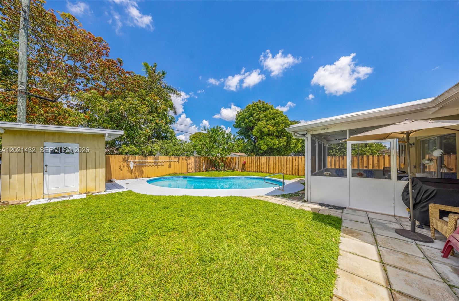 SOUTH BROWARD RANCHES - Residential