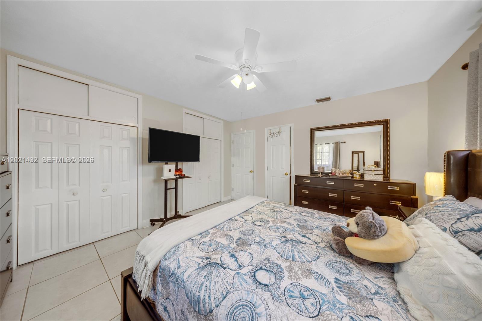 SOUTH BROWARD RANCHES - Residential