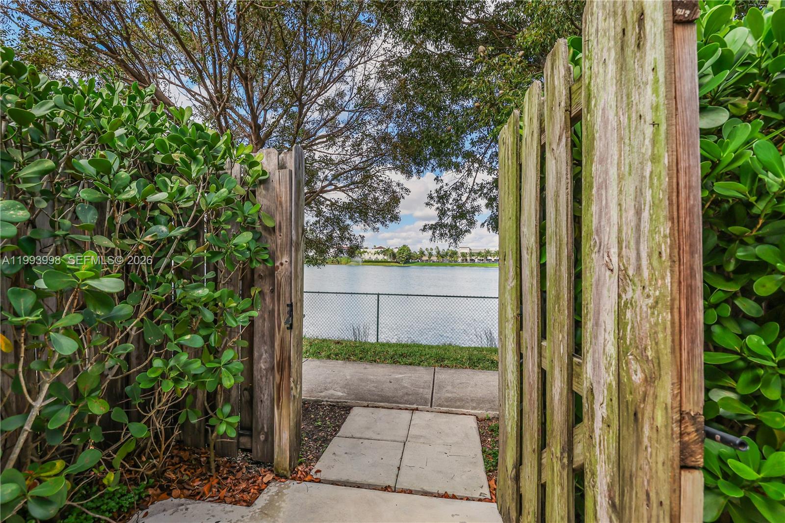 HIDDEN LAKE TOWNHOMES - Residential