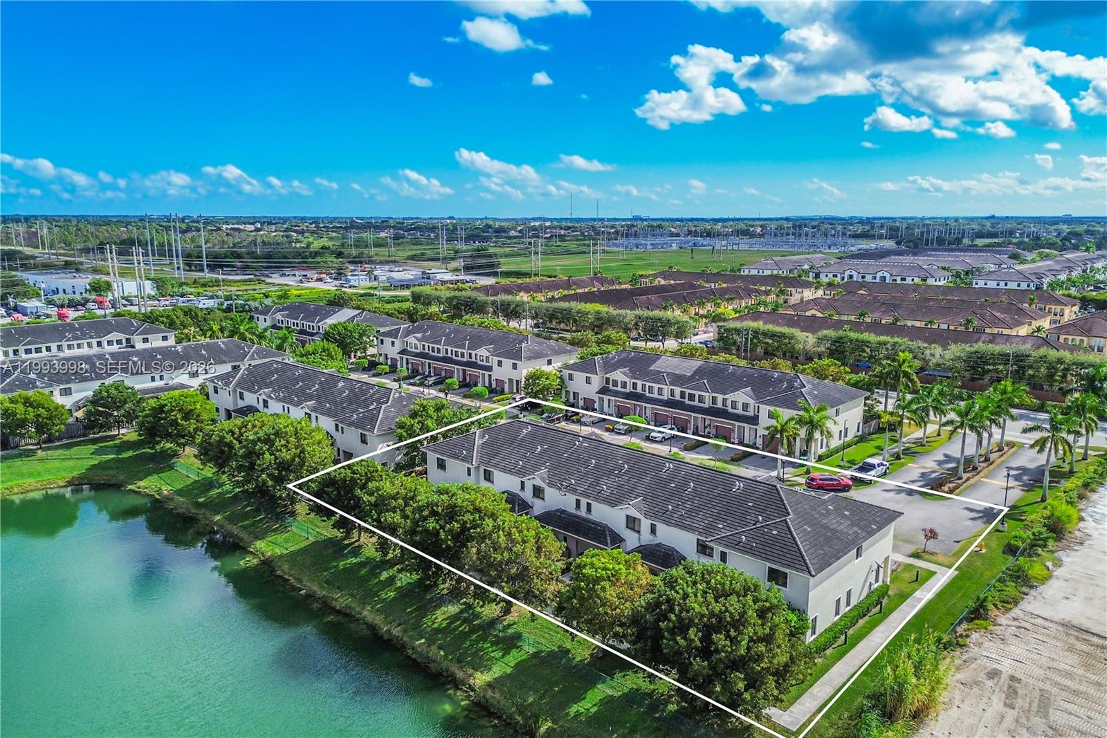 HIDDEN LAKE TOWNHOMES - Residential