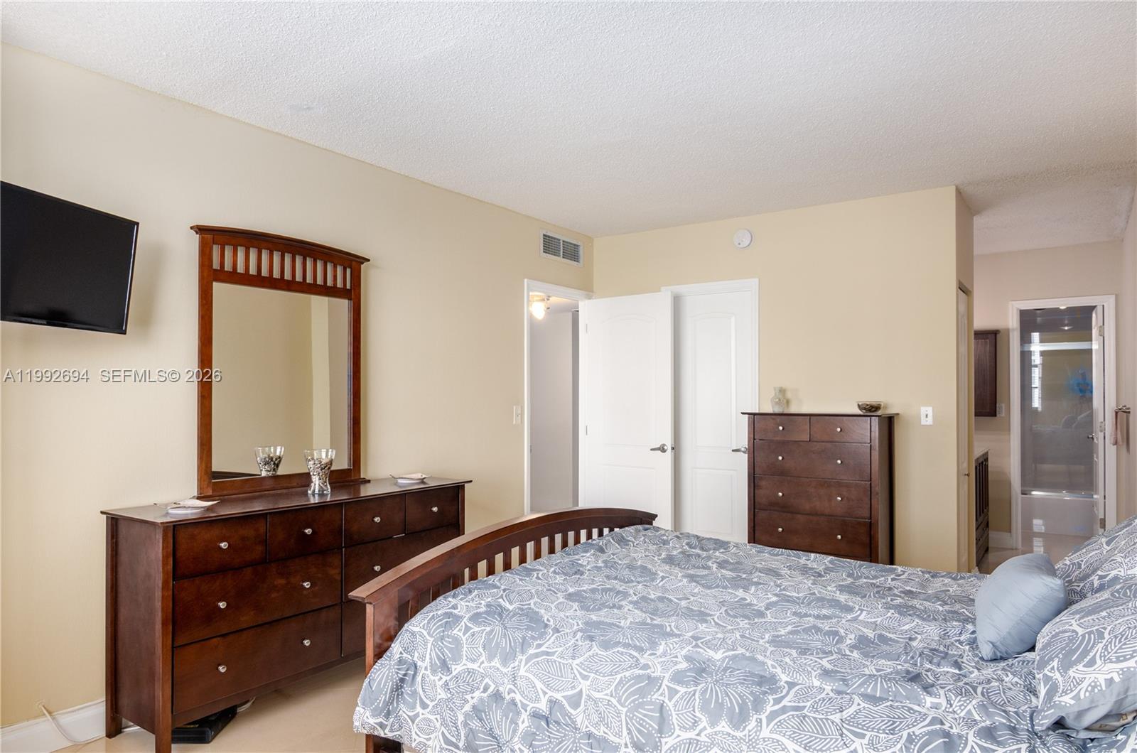 HEMISPHERES CONDO - Residential