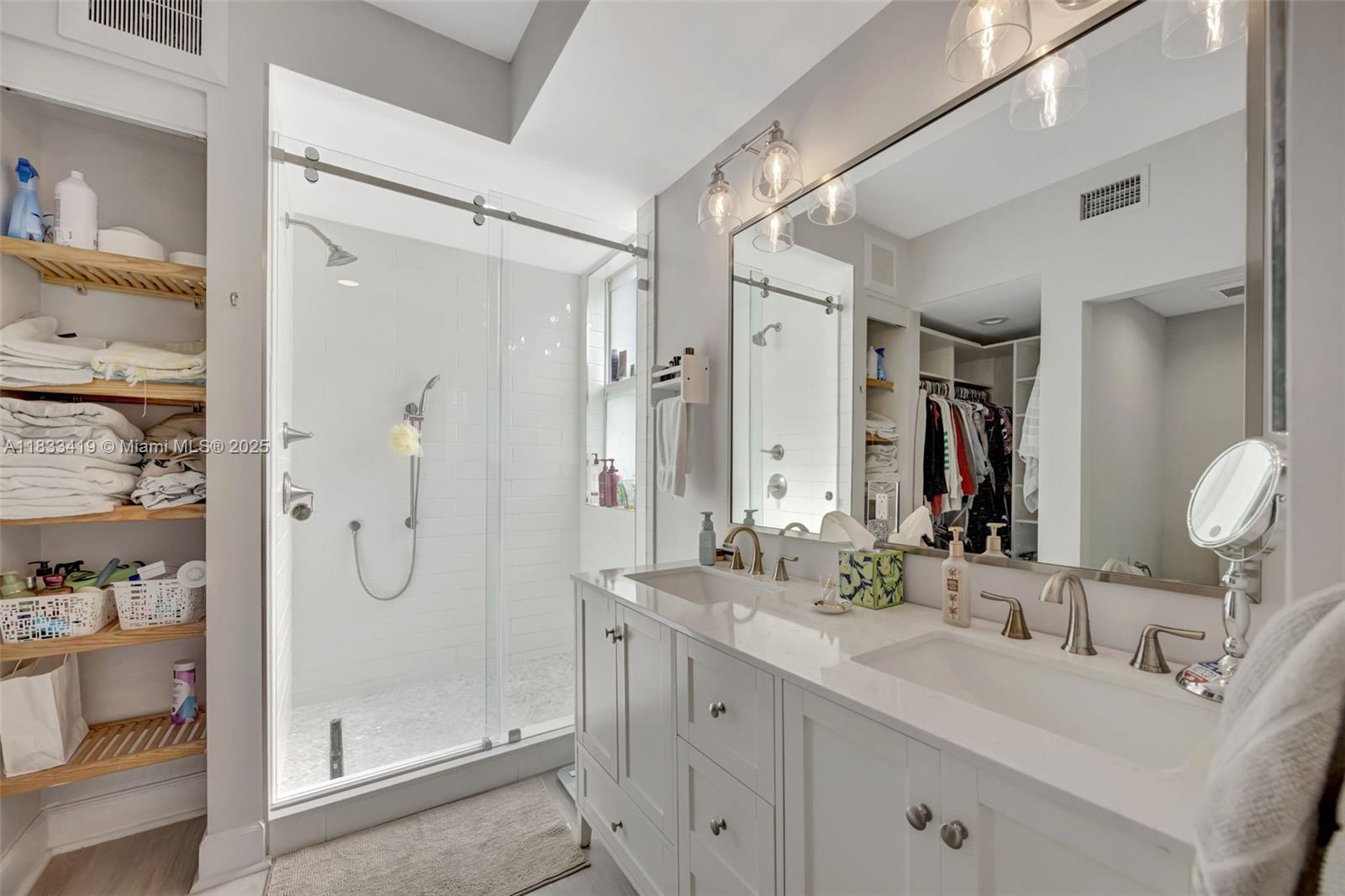 THE RESERVE OF PINECREST - Residential