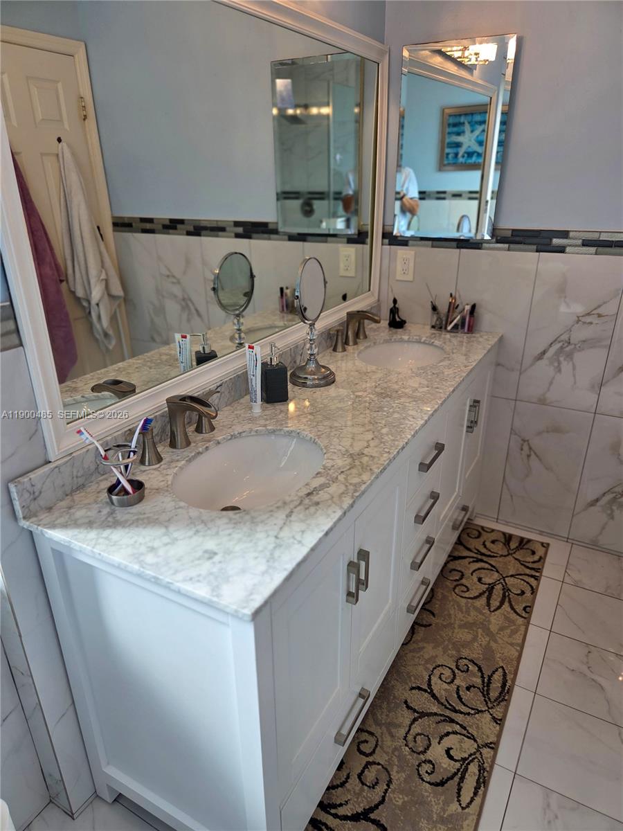 SAWGRASS PLANTATION - Residential