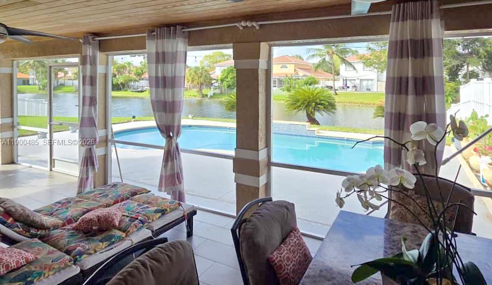 SAWGRASS PLANTATION - Residential