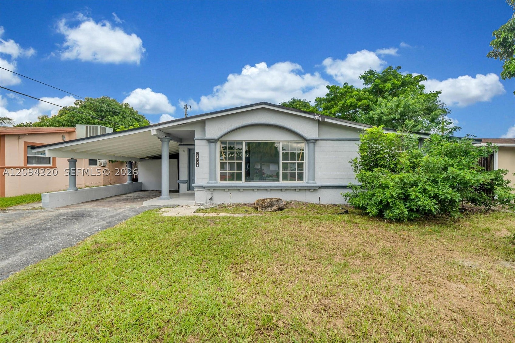 2637 Nassau Dr