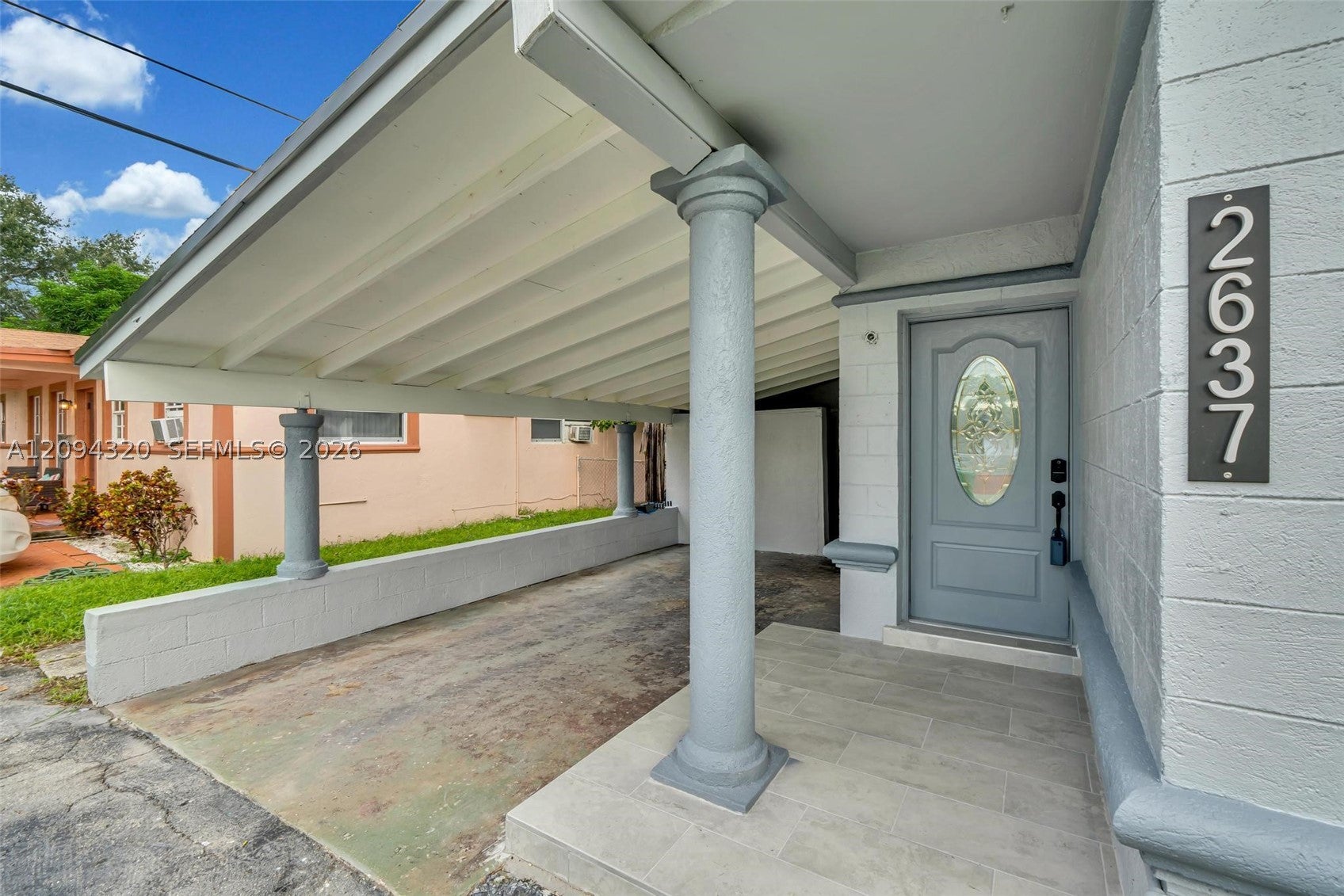 2637 Nassau Dr
