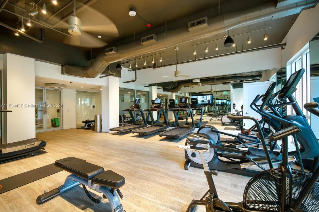 LAUDERDALE FIRST ADD RESU - Residential Lease