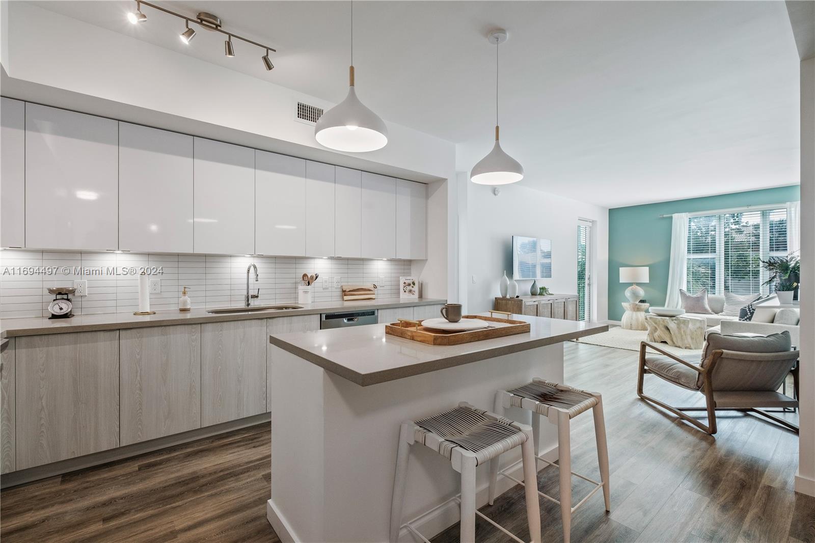 LAUDERDALE FIRST ADD RESU - Residential Lease