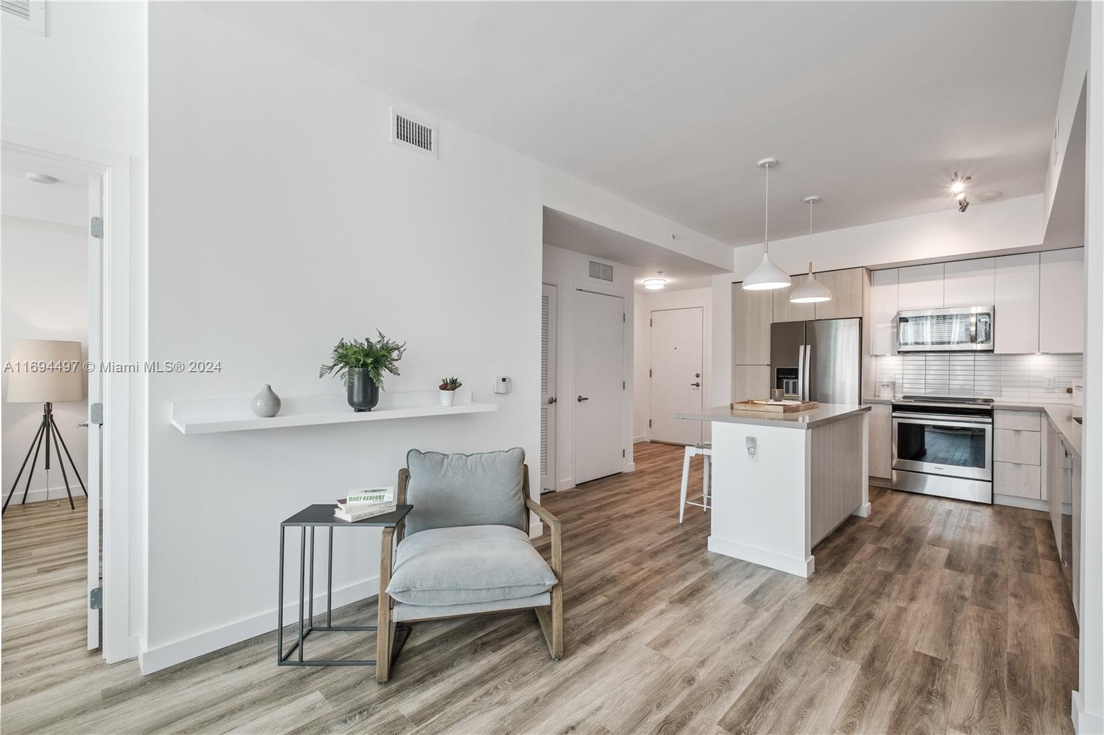 LAUDERDALE FIRST ADD RESU - Residential Lease
