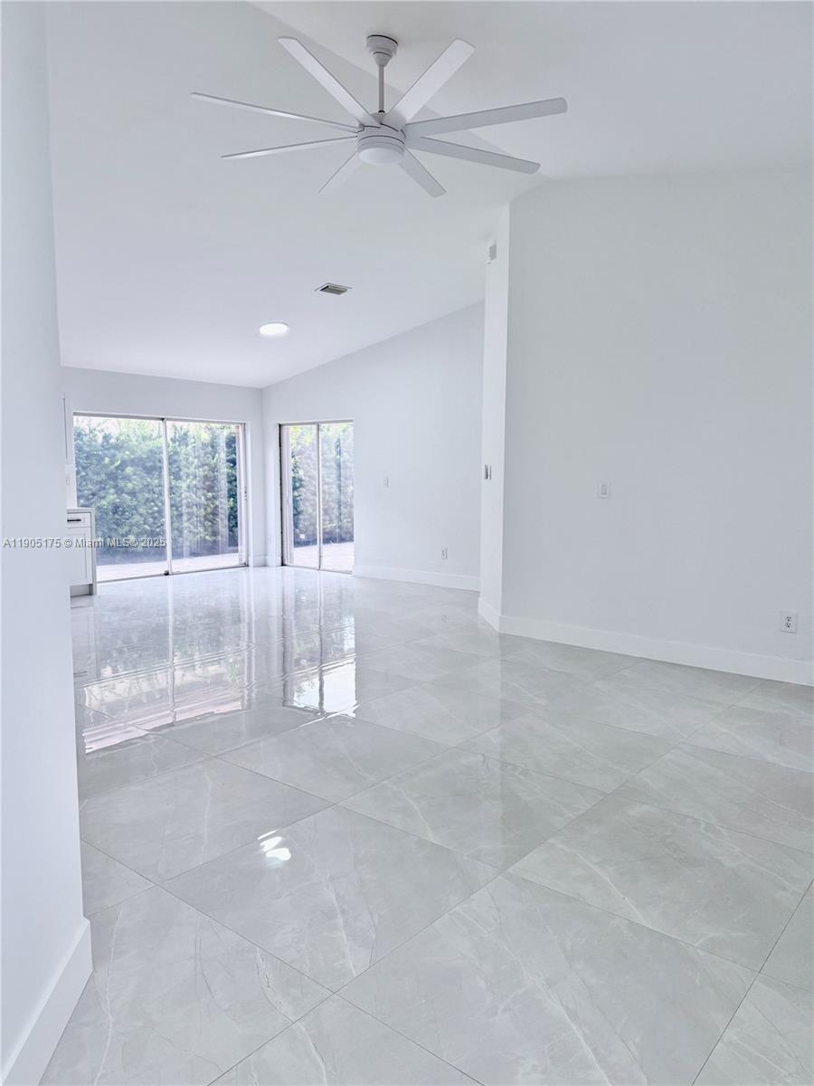 COSTA VERDE SEC 1 - Residential Lease