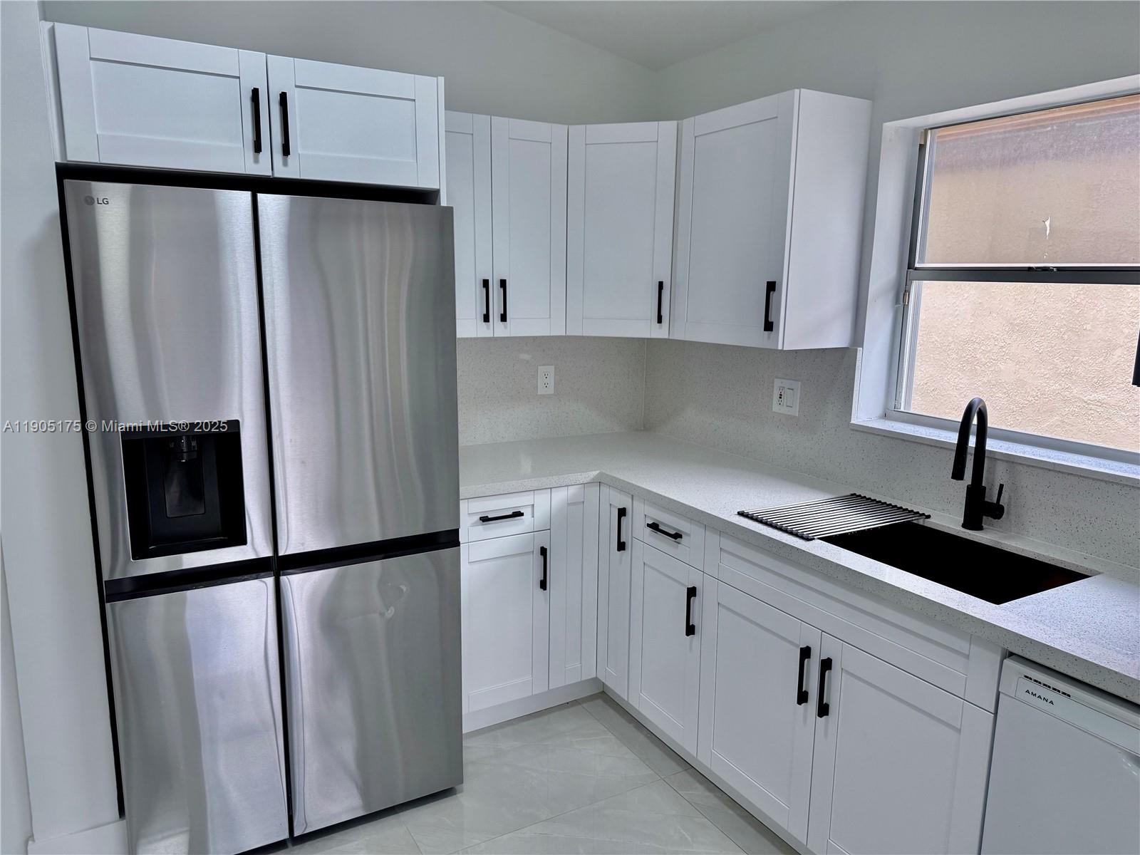 COSTA VERDE SEC 1 - Residential Lease