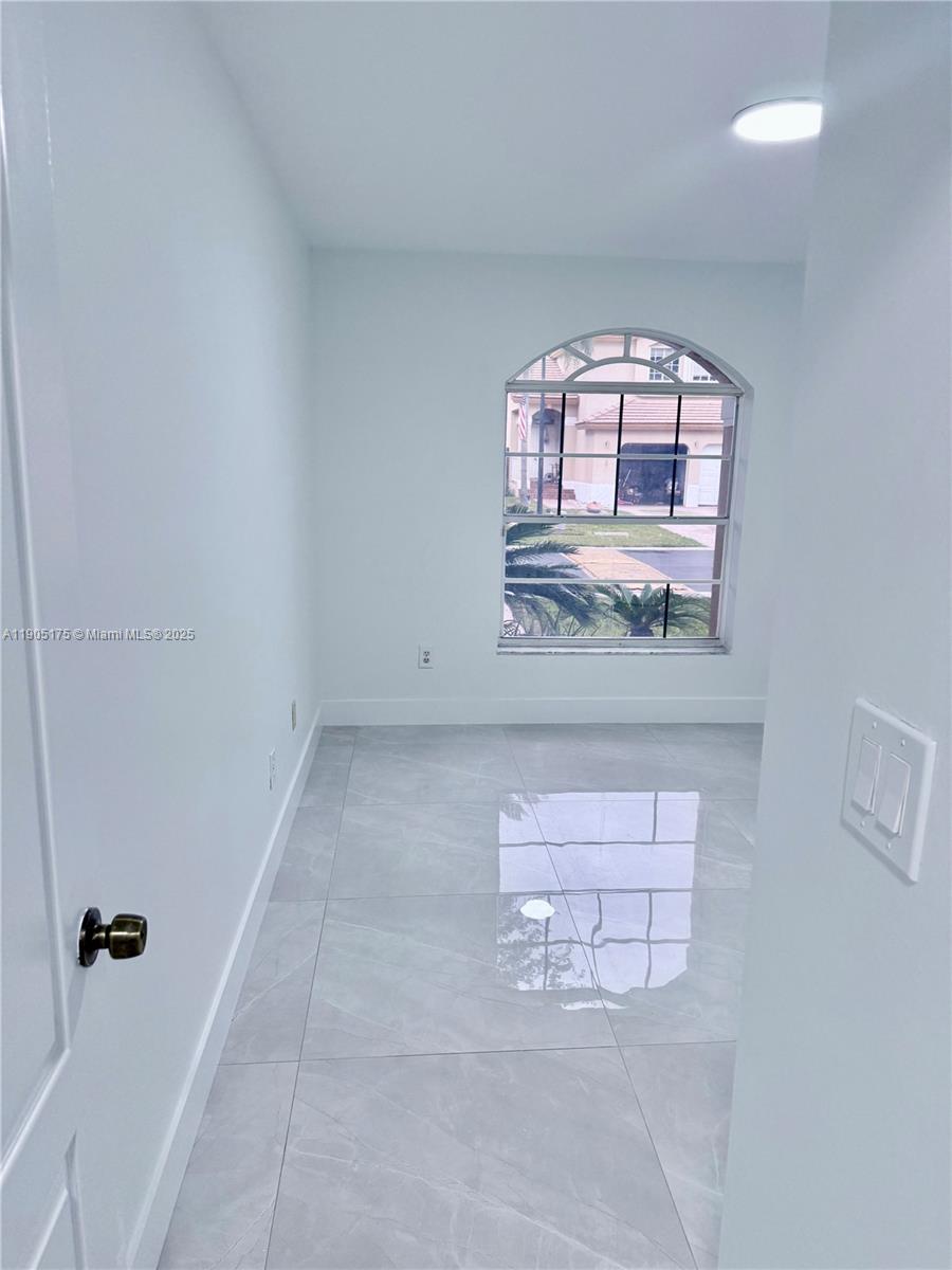 COSTA VERDE SEC 1 - Residential Lease