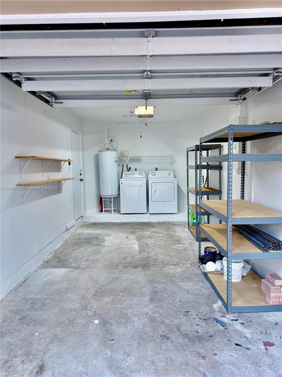 COSTA VERDE SEC 1 - Residential Lease