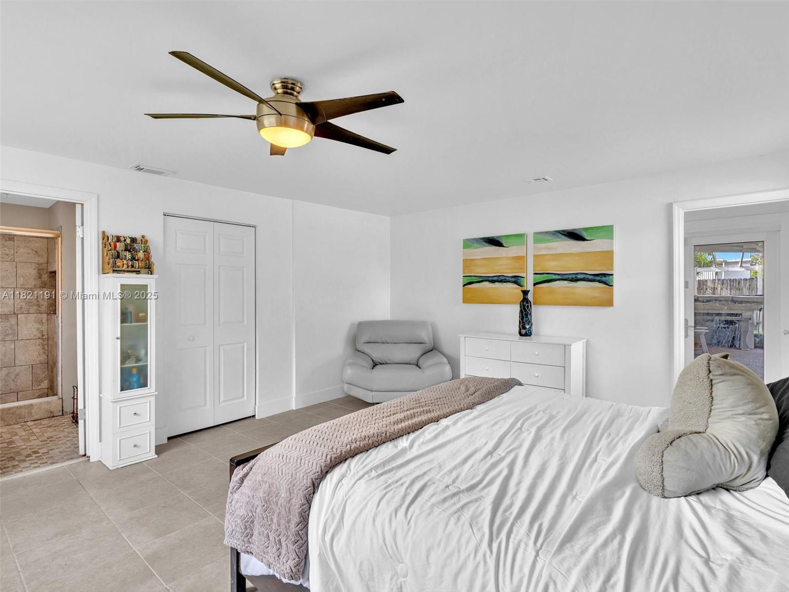 SO MIAMI HEIGHTS MANOR - Residential
