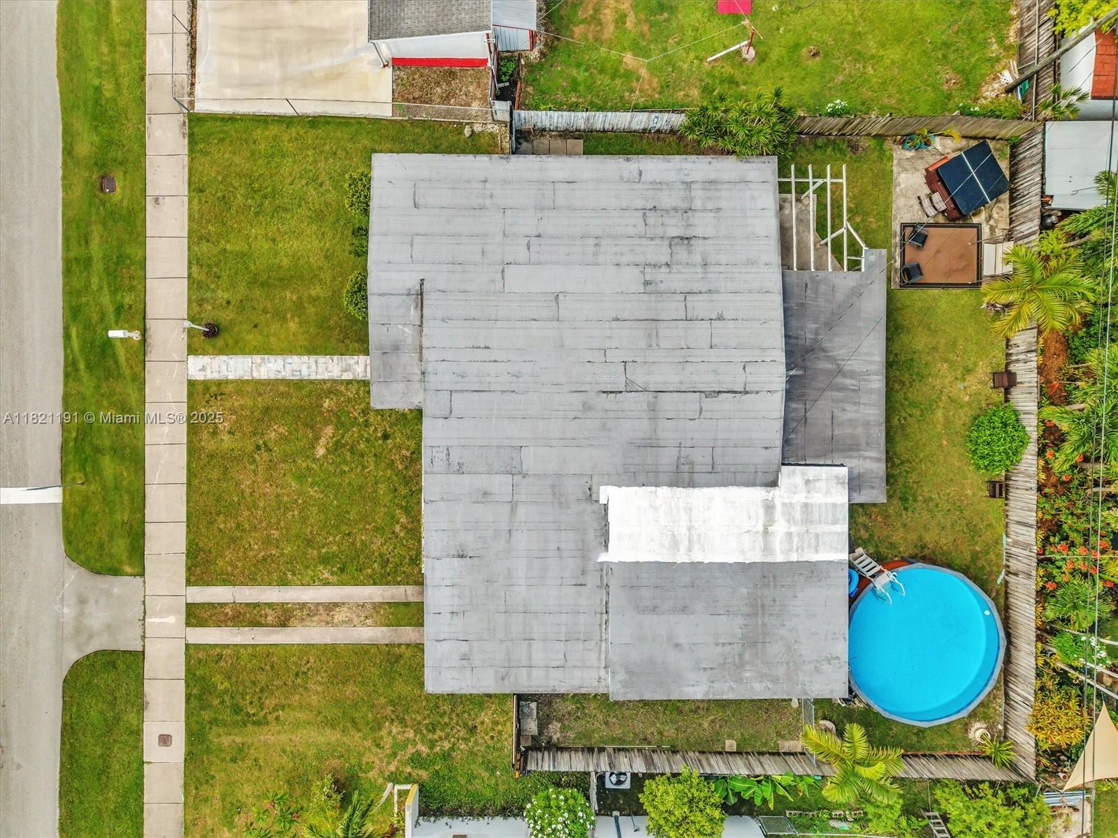 SO MIAMI HEIGHTS MANOR - Residential