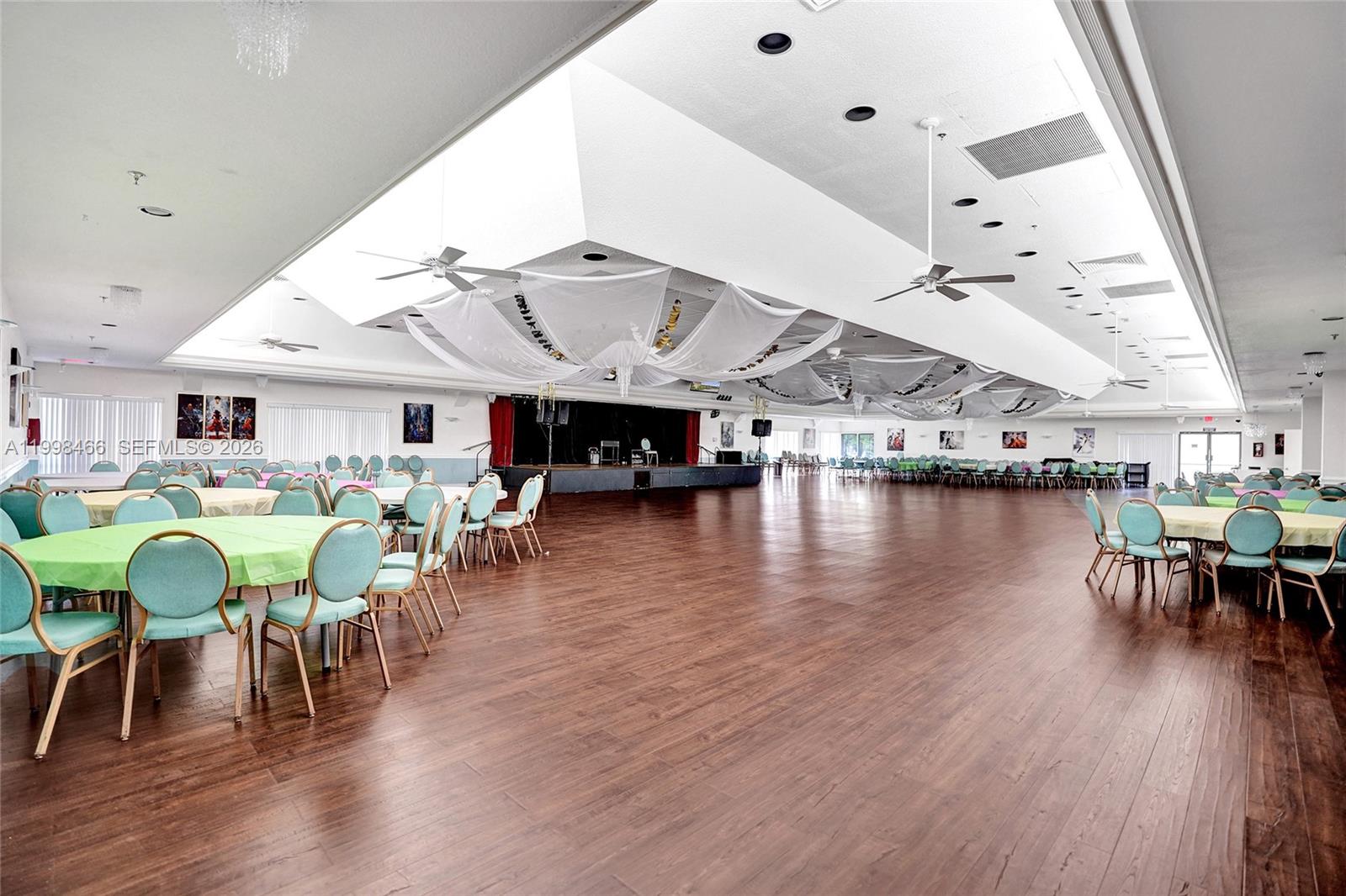 SUNRISE LAKES 171 CONDO - Residential