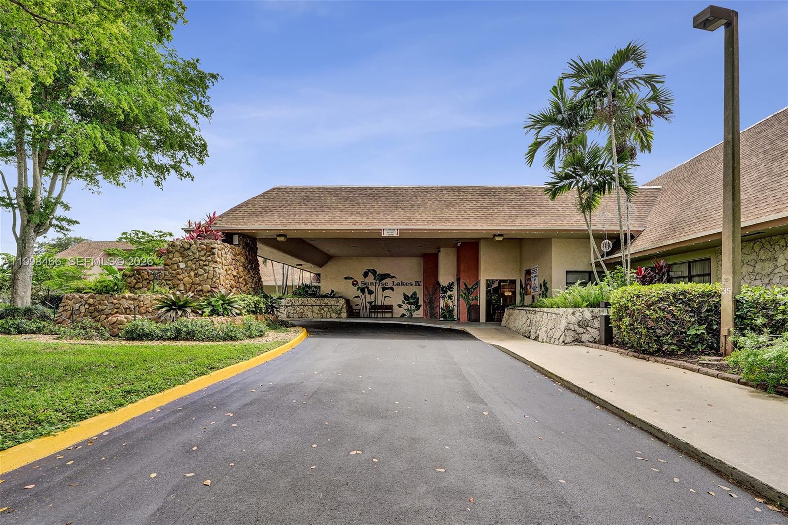 SUNRISE LAKES 171 CONDO - Residential