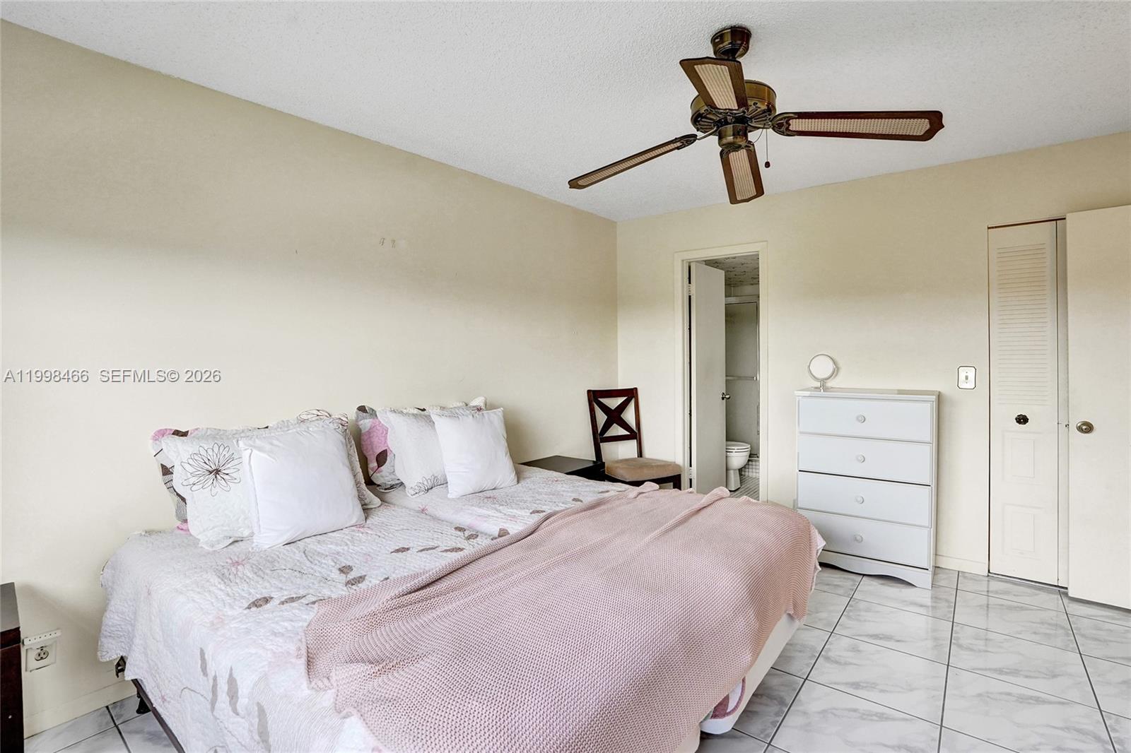 SUNRISE LAKES 171 CONDO - Residential