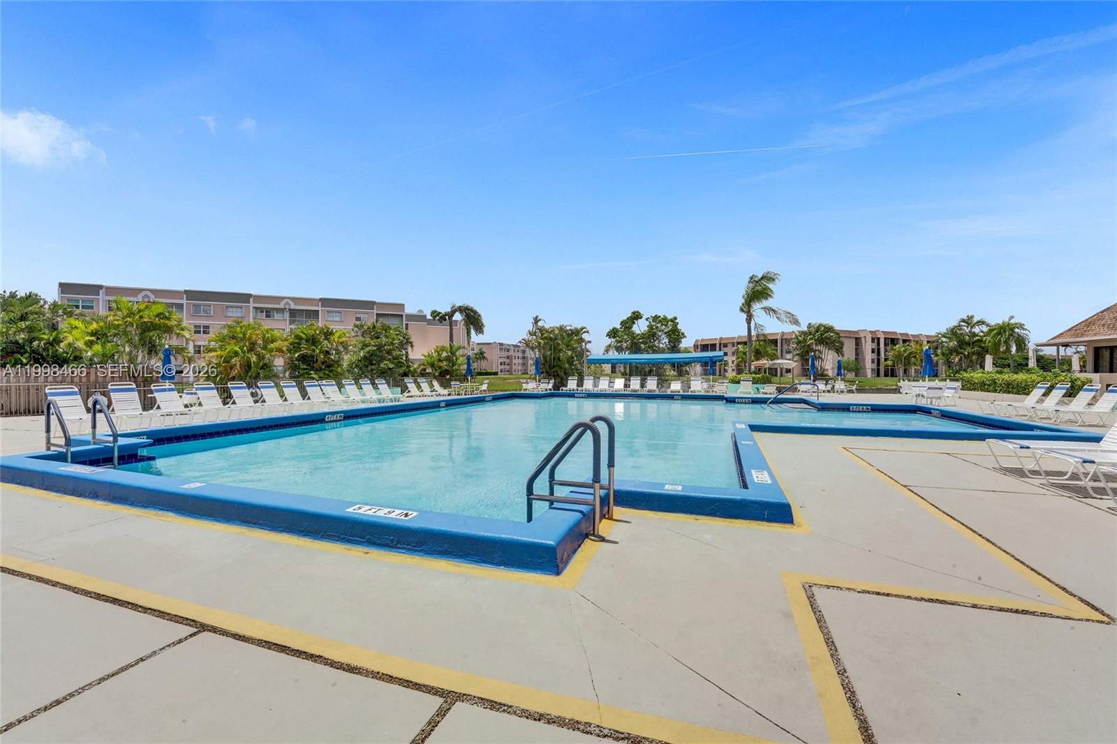 SUNRISE LAKES 171 CONDO - Residential