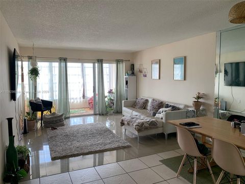 Condominium in Tamarac FL 8350 Sands Point Blvd Blvd 3.jpg