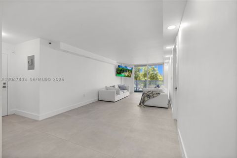 Property photo of 2457 Collins Ave 201, Miami Beach, FL 33140