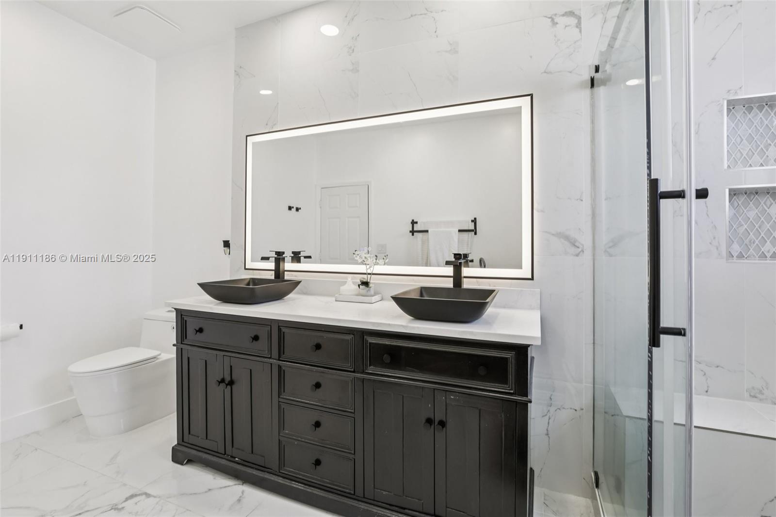 TROTTERS CHASE - Residential