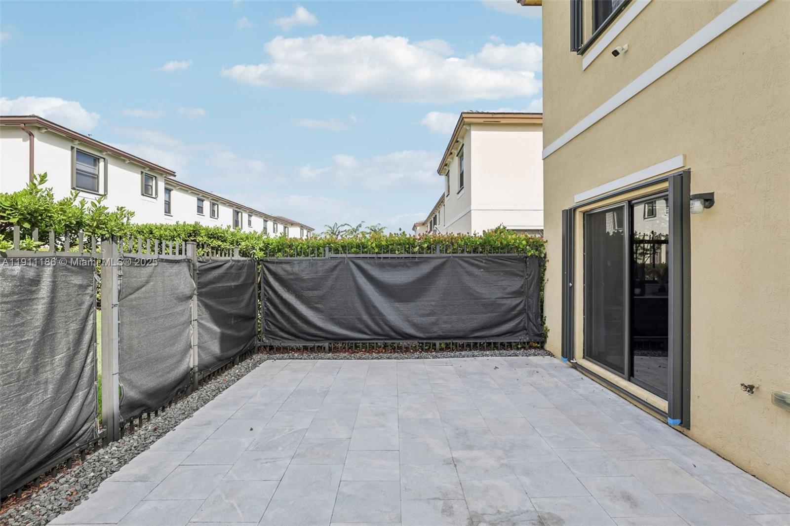 TROTTERS CHASE - Residential