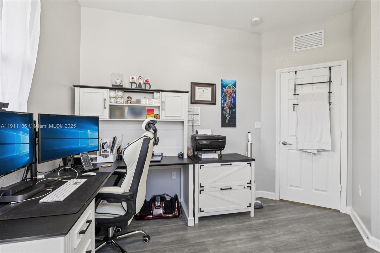 TROTTERS CHASE - Residential