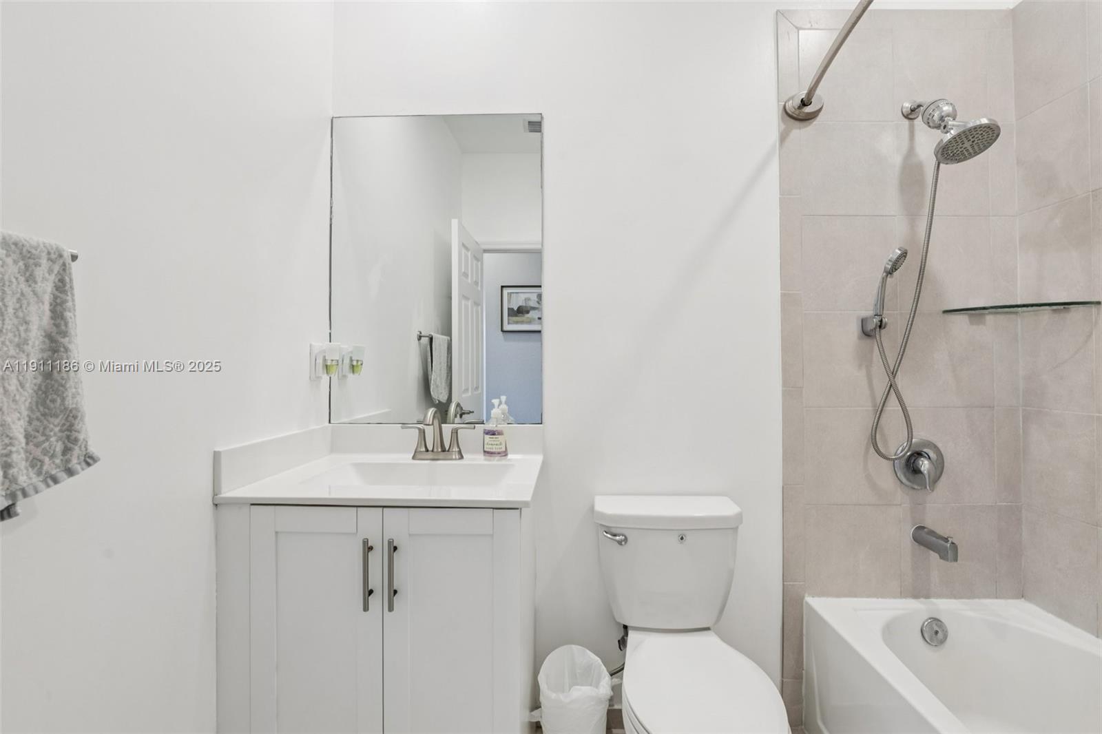 TROTTERS CHASE - Residential