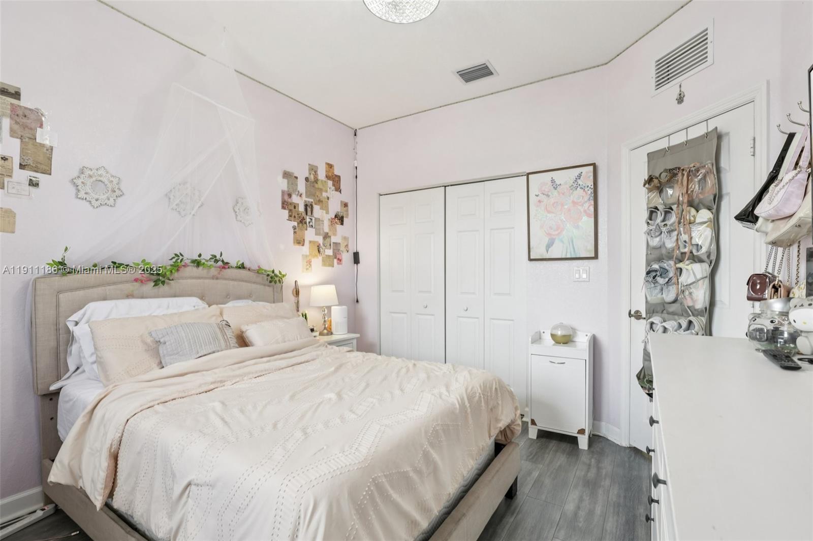 TROTTERS CHASE - Residential