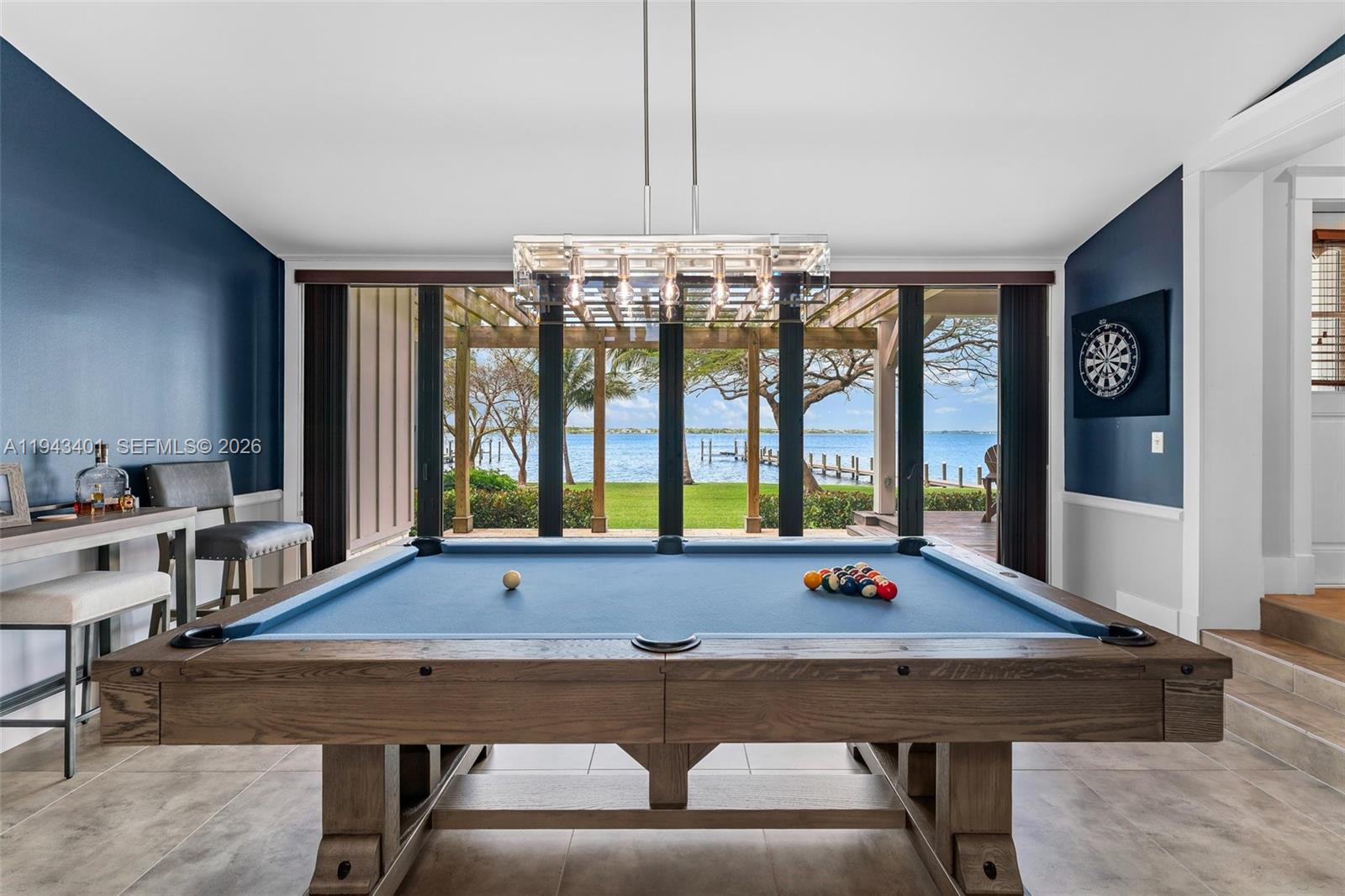 NORTH RIVER SHORES - Residential