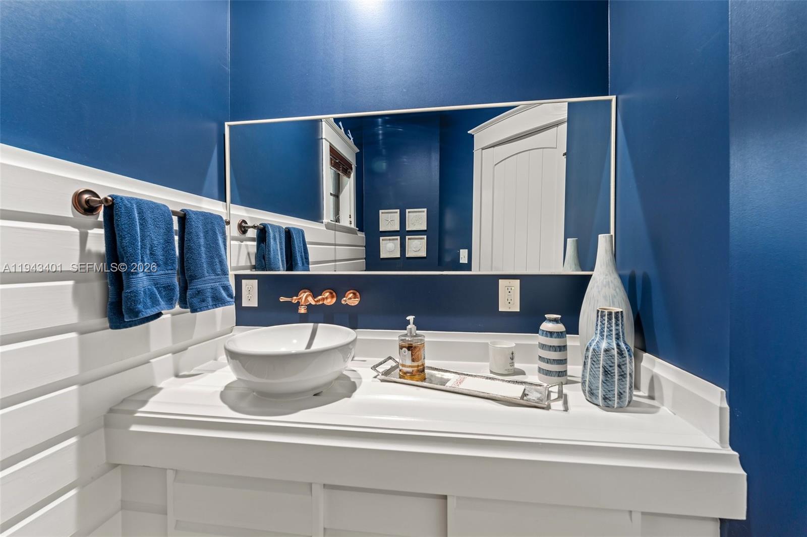 NORTH RIVER SHORES - Residential