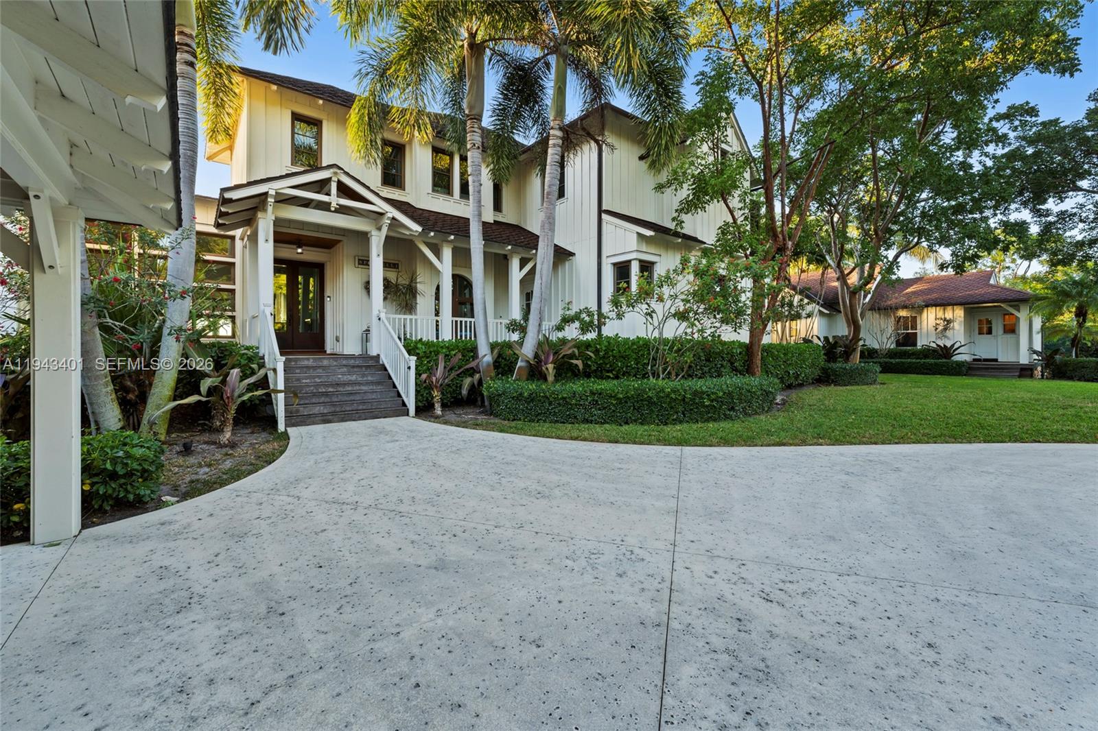 NORTH RIVER SHORES - Residential