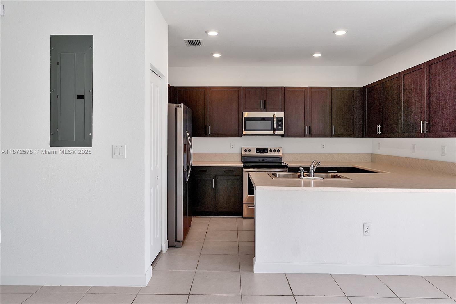 Crystal Cay - Residential Lease