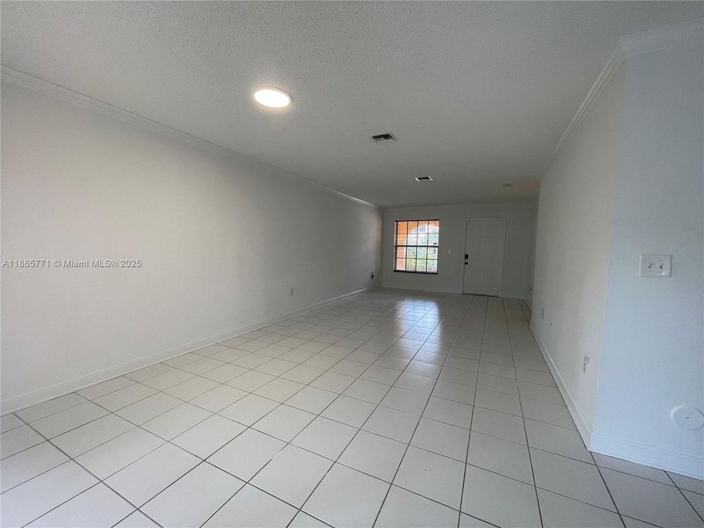 Photo of 4030 Eastridge Cir, Deerfield Beach, FL 33064 (MLS # A11865771)