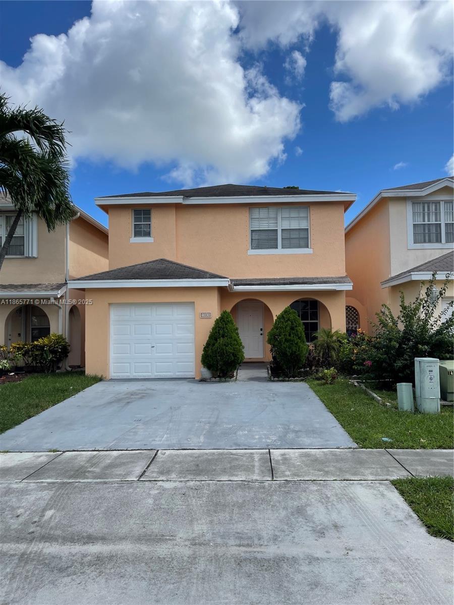 CRYSTAL VIEW TOWNHOMES PL - Residential
