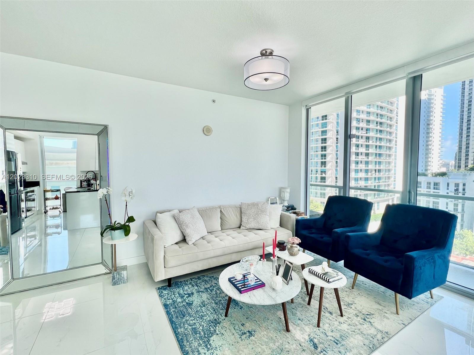 79 SW 12th St 1806