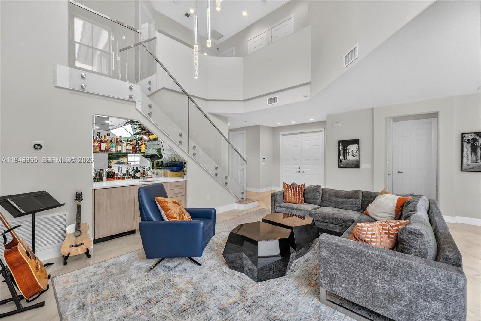 THREE ISLANDS 3RD SECTION - Residential