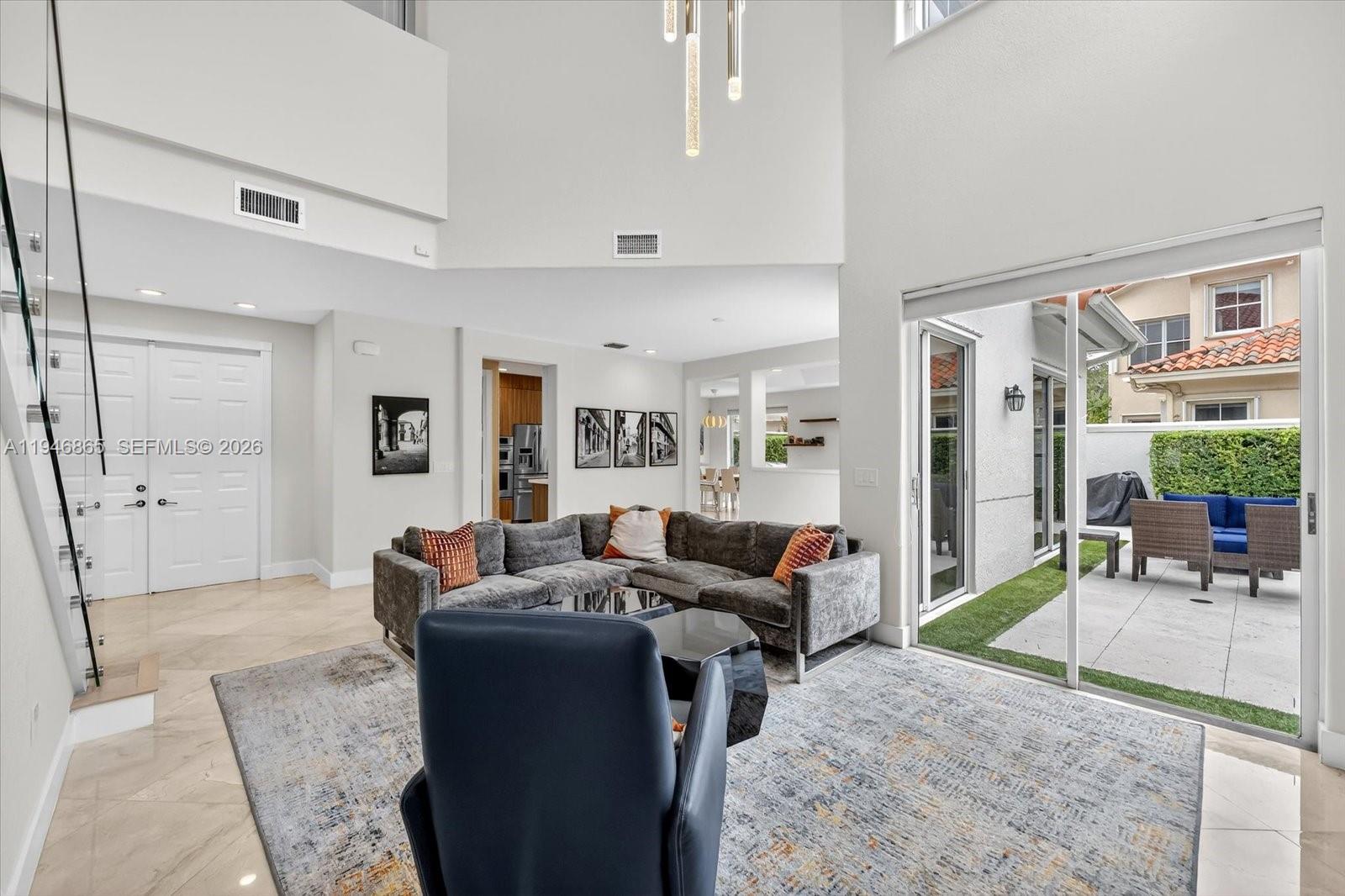 THREE ISLANDS 3RD SECTION - Residential