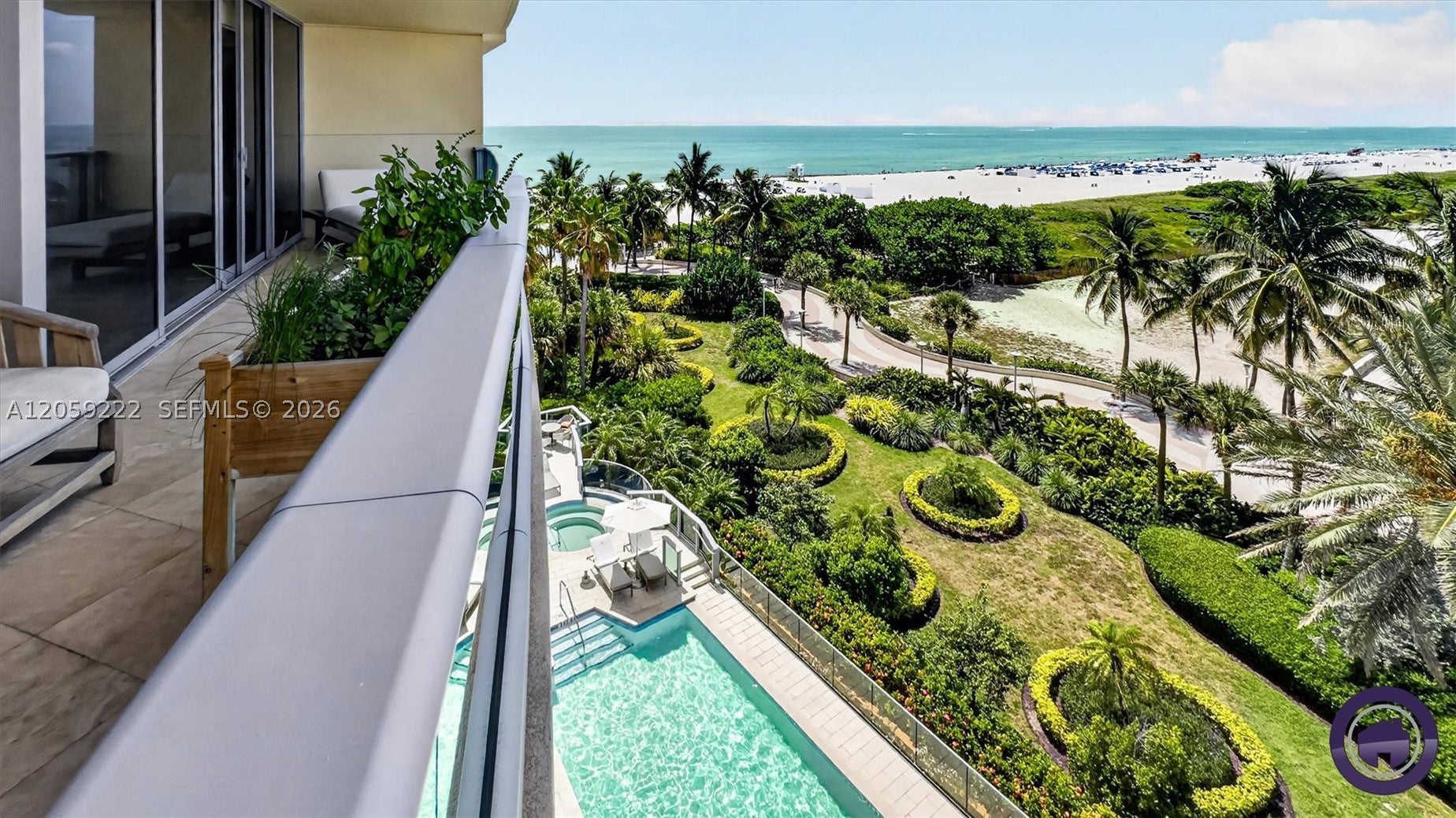 1455 Ocean Dr 704